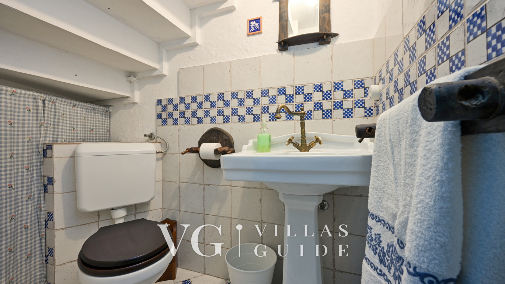 Oldwine House Ložnjak Gästetoilette