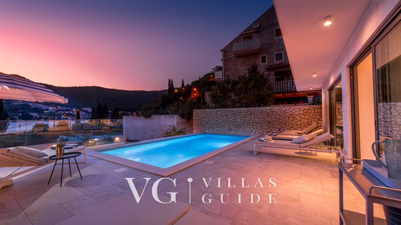 Villa White Lady Pool