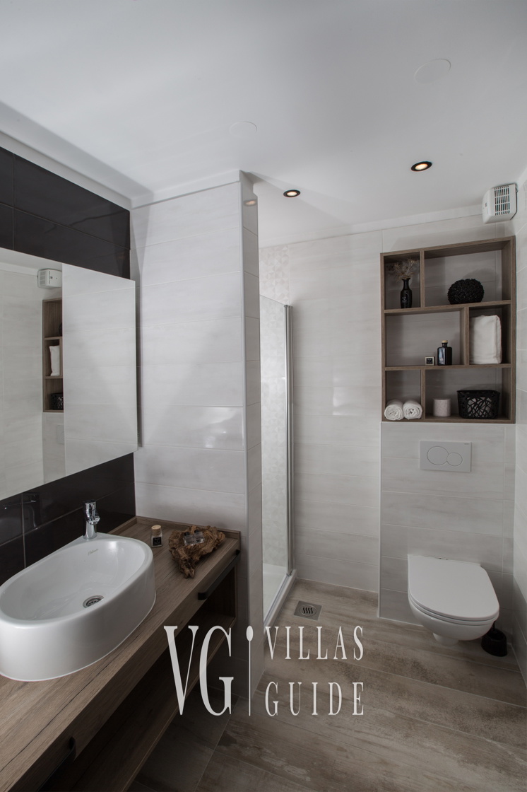 Villa Estate 2 - Island Krk Bathroom