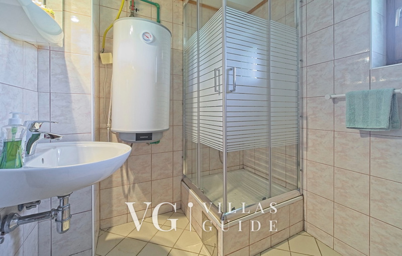 Holiday Home Martinšćak Badezimmer