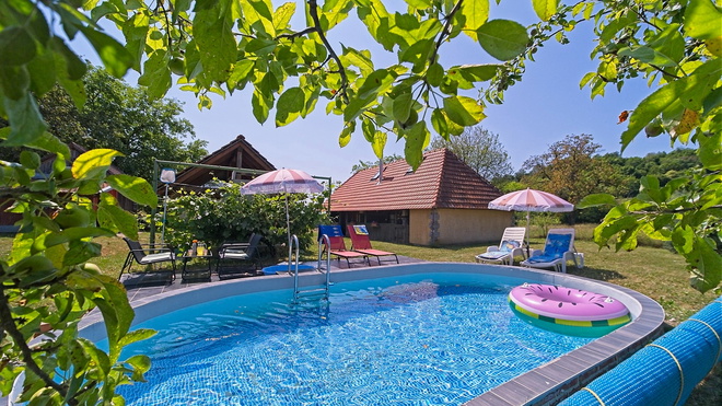 Holiday home Zagreb - Gornji Velemerić