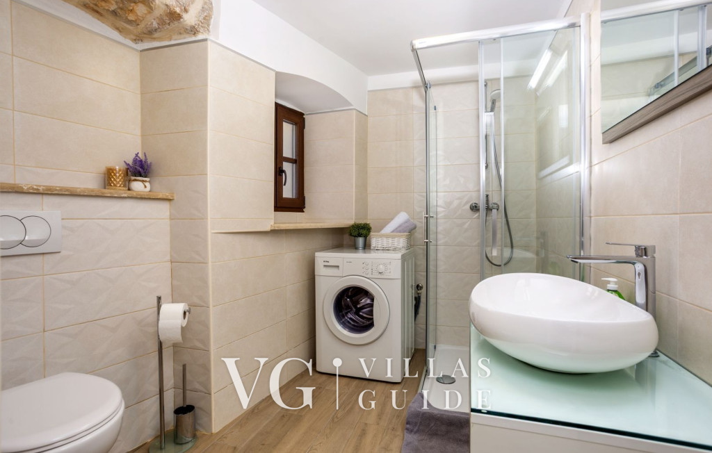 Holiday Home Casa Natura Vita - Island Krk Bathroom