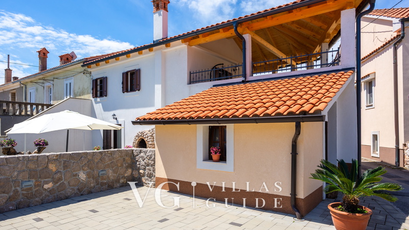 Holiday Home Casa Natura Vita - Island Krk Garden and property exterior