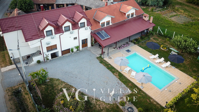 Kuća za odmor Šljivik Stari Garden and property exterior