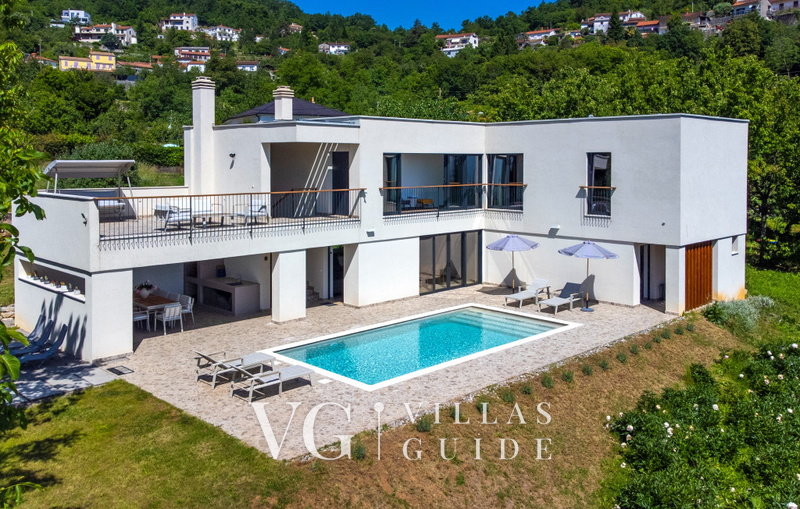 Villa il giardino segreto with pool Garten und Außenbereich