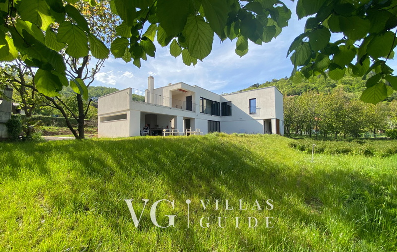 Villa il giardino segreto with pool Garten und Außenbereich