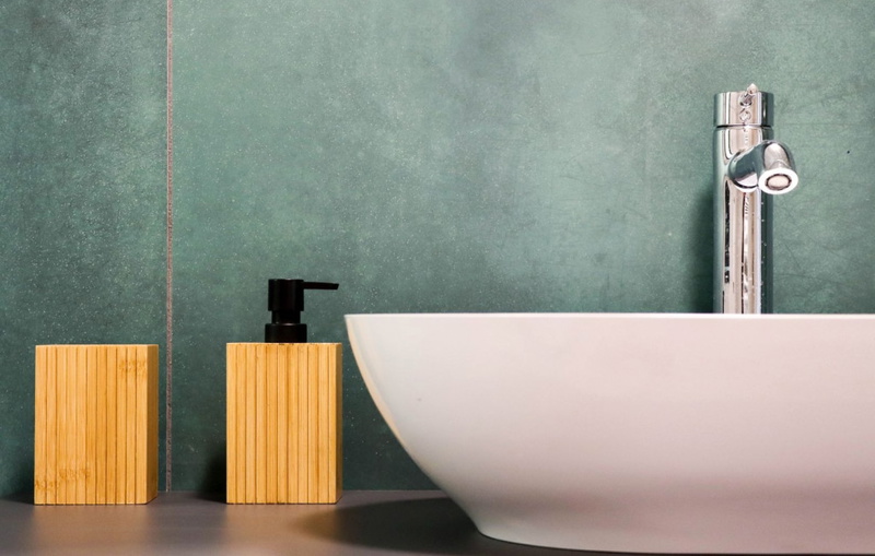 Villa il giardino segreto with pool