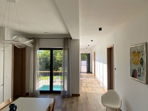 Villa il giardino segreto with pool