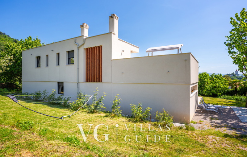 Villa il giardino segreto with pool Garten und Außenbereich