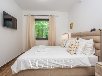 Villa il giardino segreto with pool Spavaća soba