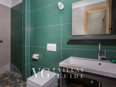 Villa il giardino segreto with pool Kupaonica