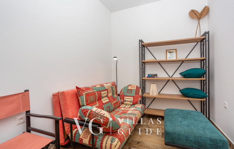 Villa il giardino segreto with pool Schlafzimmer