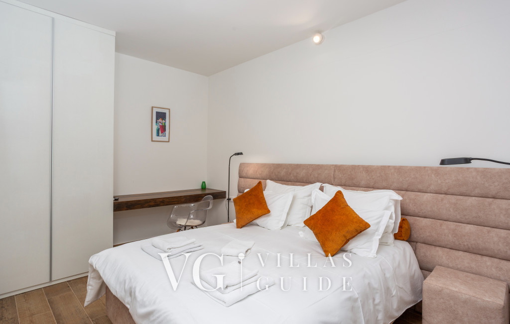 Villa il giardino segreto with pool Spavaća soba