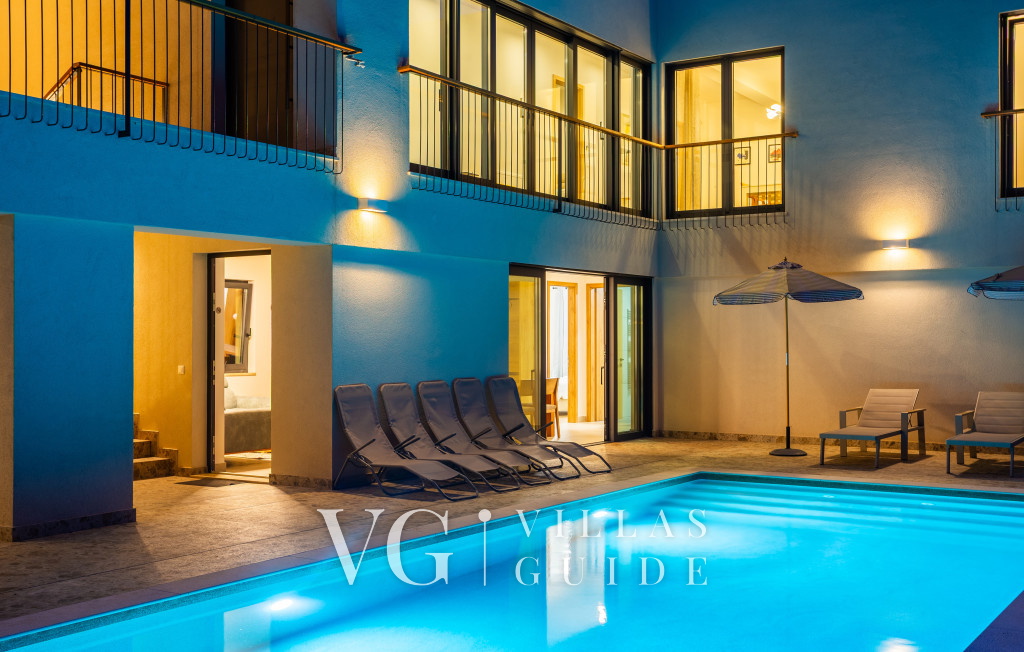 Villa il giardino segreto with pool Bazen