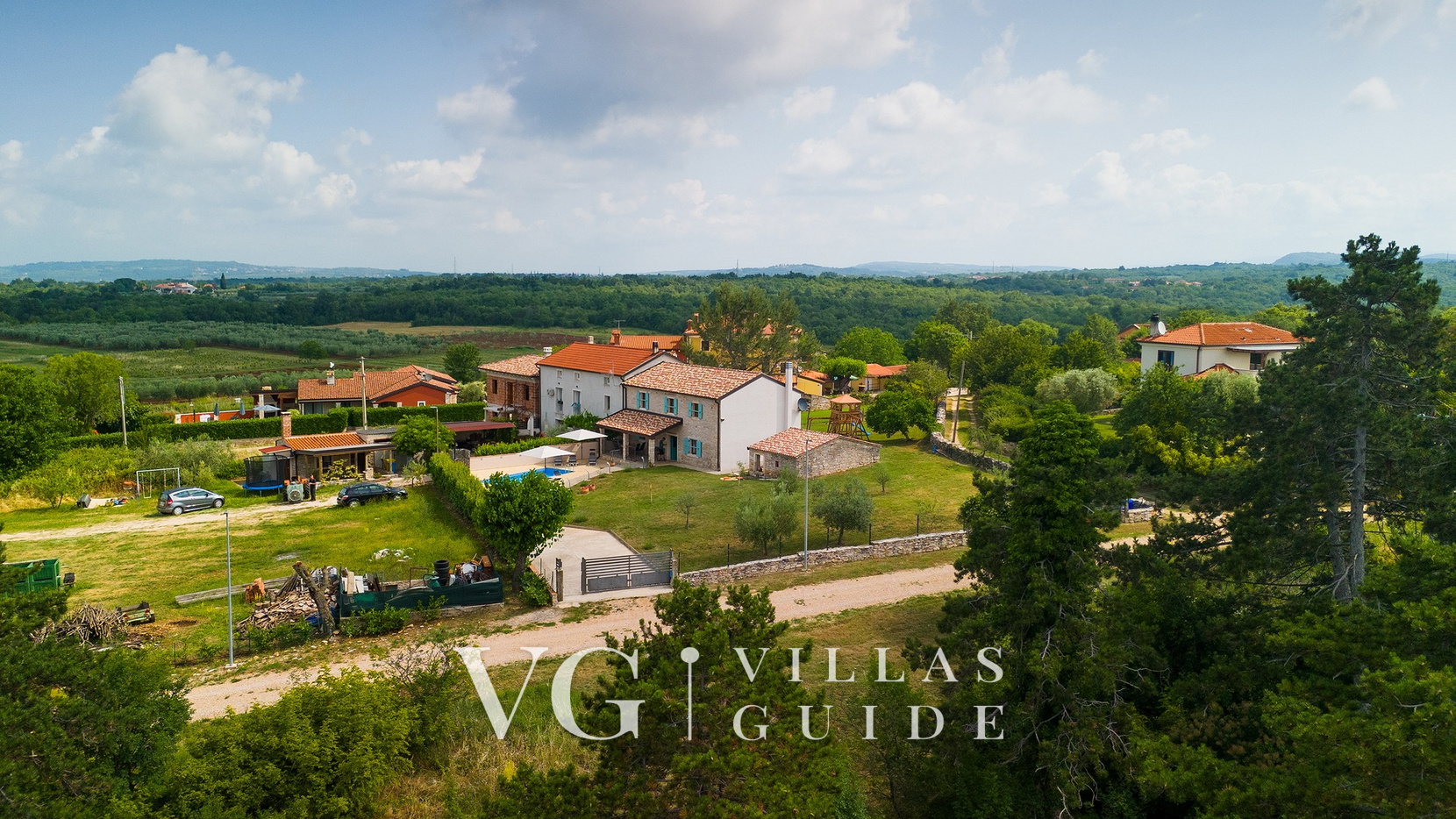 Vila Azzura - Buje Mikrolokacija