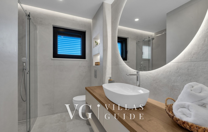 Villa Smilje - Omiš-Pisak Kupaonica