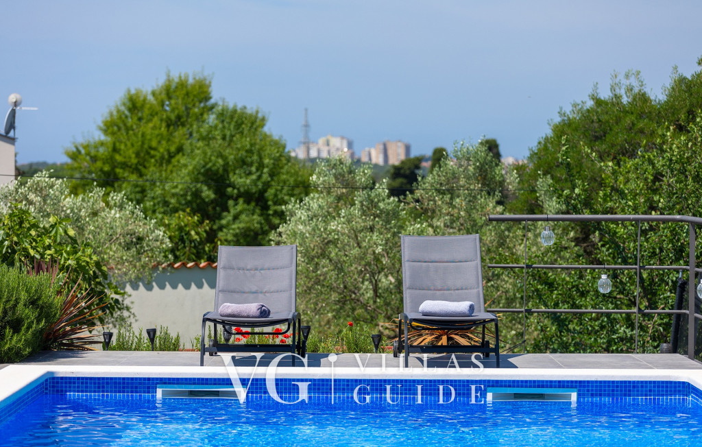 Villa La Perla Bazen