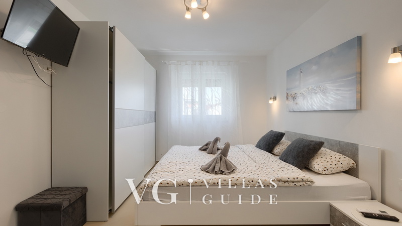 Villa La Perla Bedroom