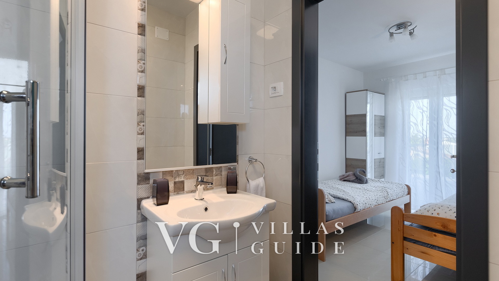 Villa La Perla Bathroom