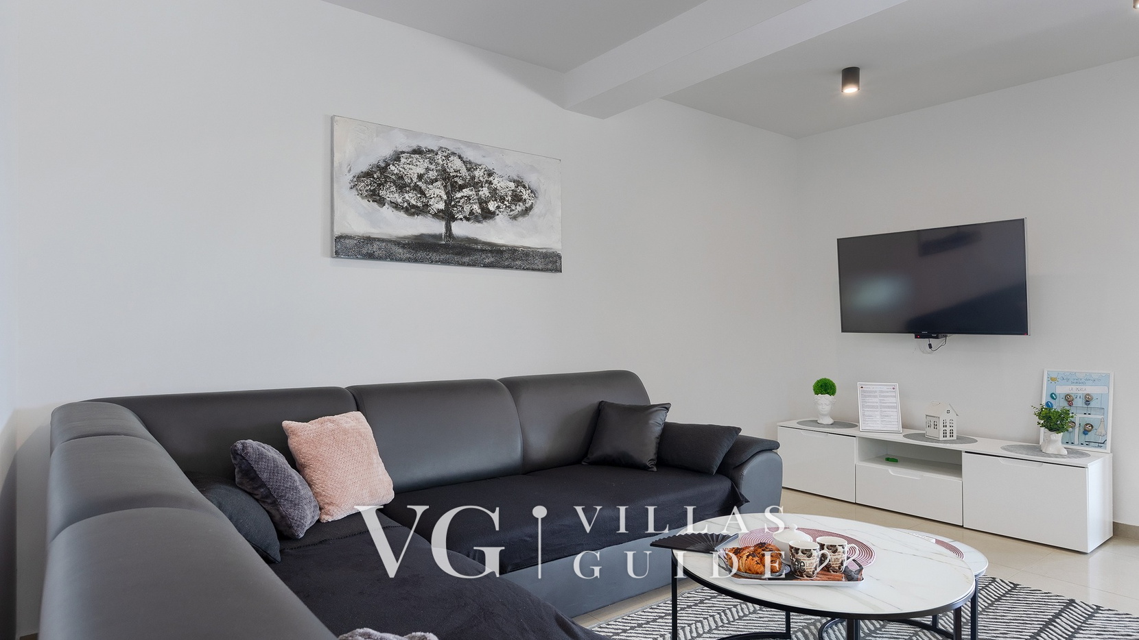 Villa La Perla Living room