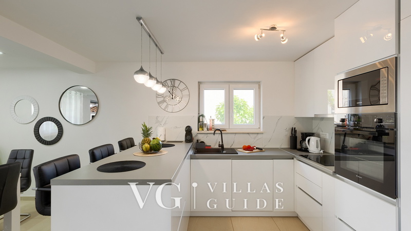 Villa La Perla Kitchen