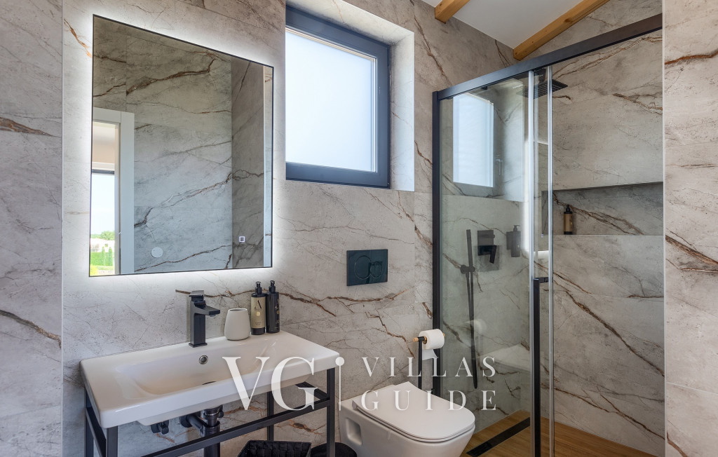 Villa Petrush Bathroom