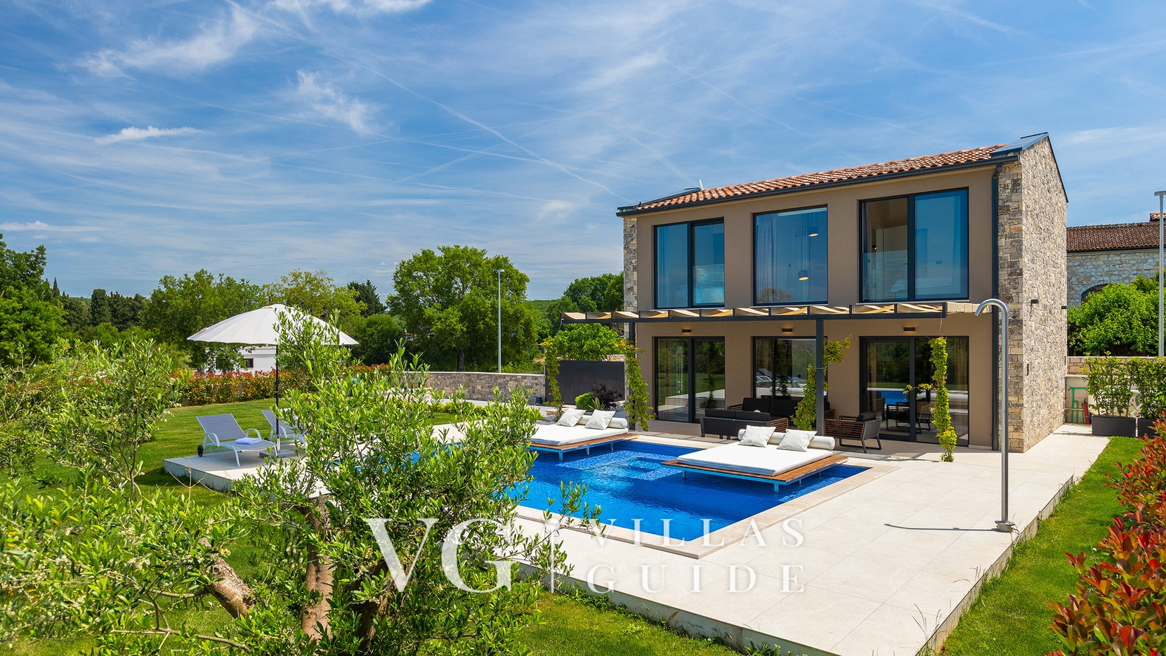 Villa Petrush Garden and property exterior