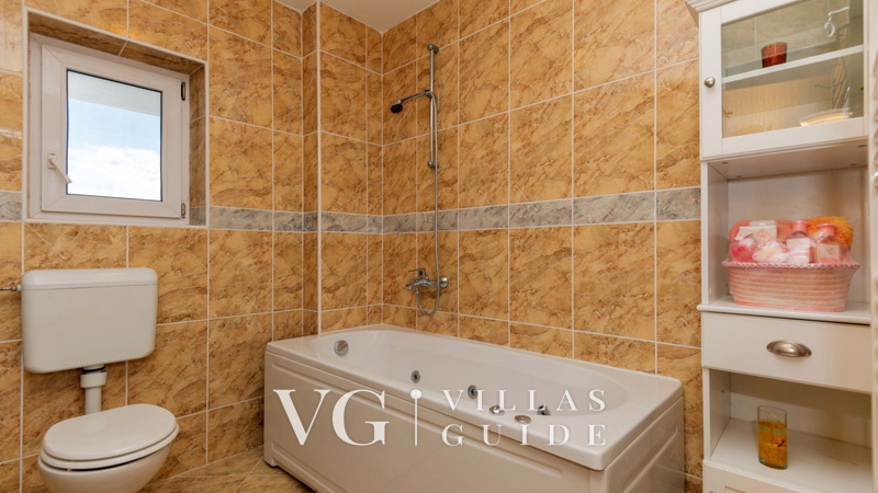 Villa Zovko - Makarska-Zmijavci Bathroom