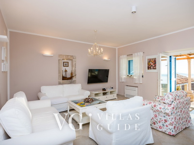 Villa Blue Living room