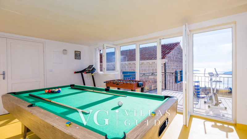 Villa Blue Additional content