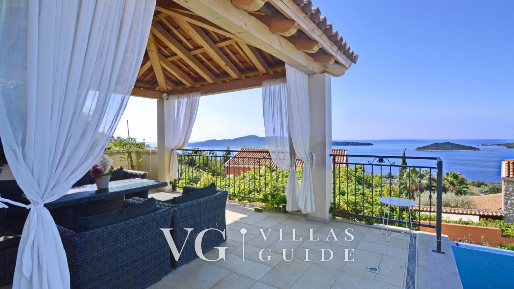 Villa Blue Garden and property exterior