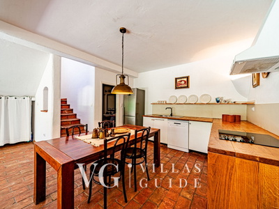 Villa Trstenik Kitchen