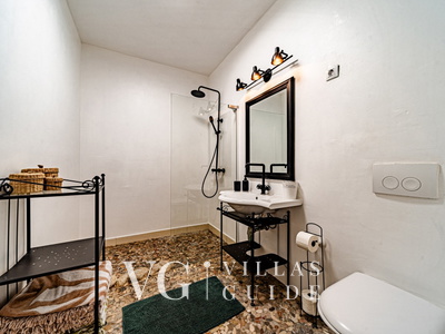 Villa Trstenik Bathroom