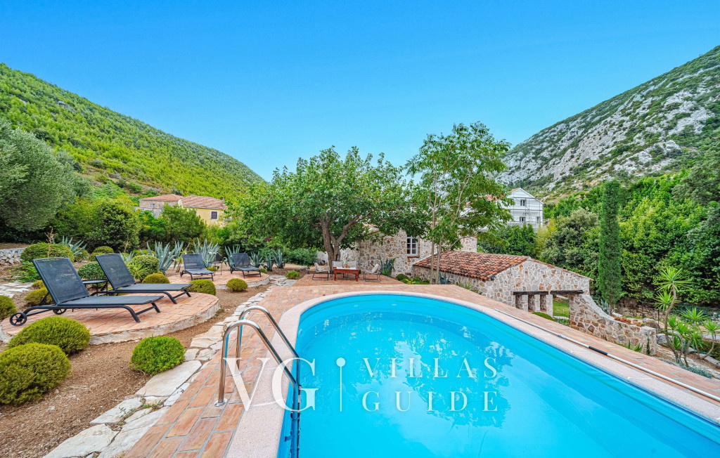 Villa Trstenik Pool