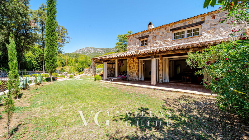 Villa Trstenik Garten und Außenbereich