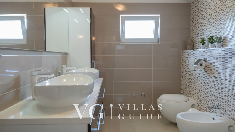 Villa Dražana - Makarska-Kamenmost Bathroom