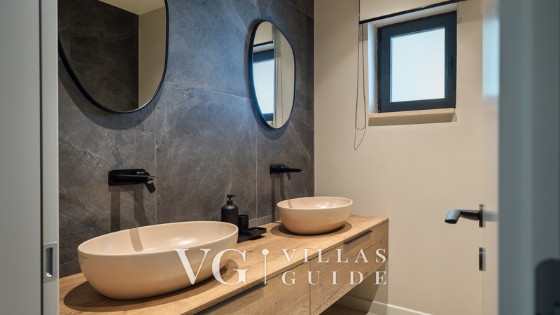 Villa Tranquilla Bathroom