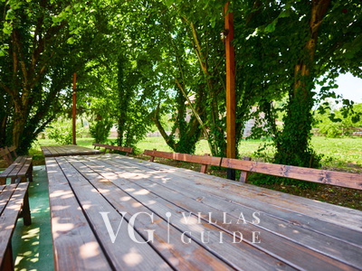 Villa 77 Zusatzinhalte