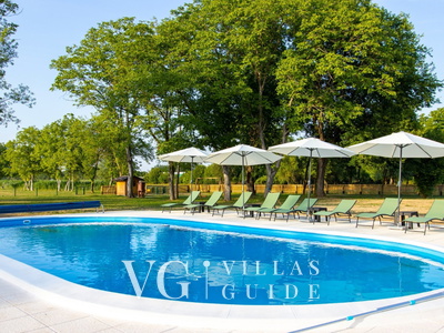 Villa 77 Pool