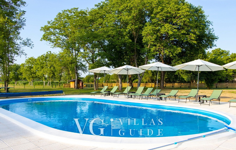 Villa 77 Pool