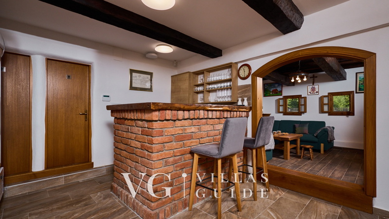 Villa 77 Zusatzinhalte