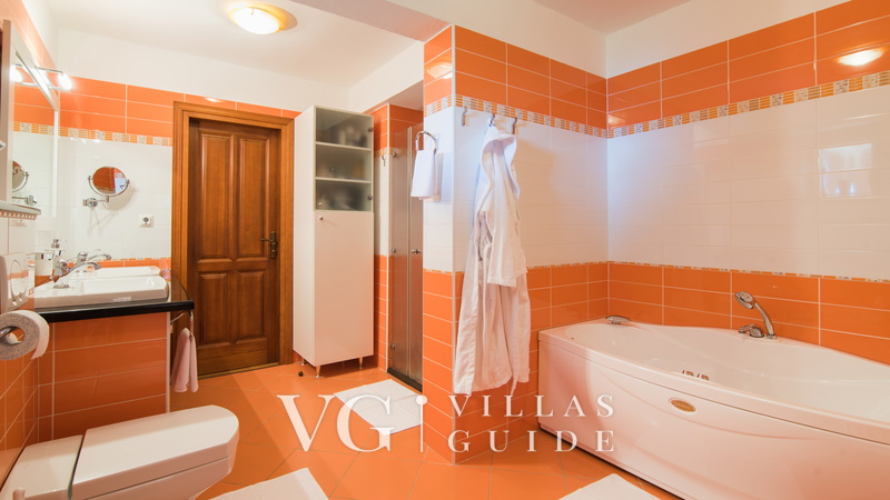 Villa Opatija Bathroom