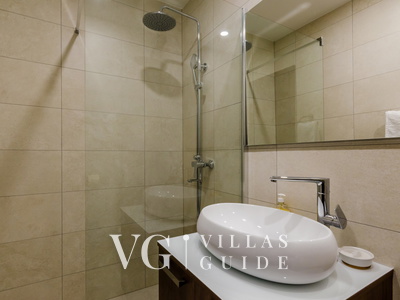 Villa Tesa Bathroom