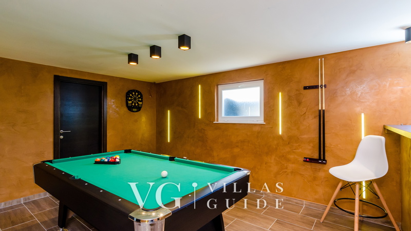 Villa Tesa Additional content