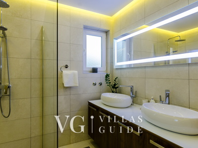 Villa Tesa Bathroom