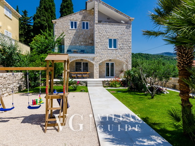 Villa Tesa Additional content