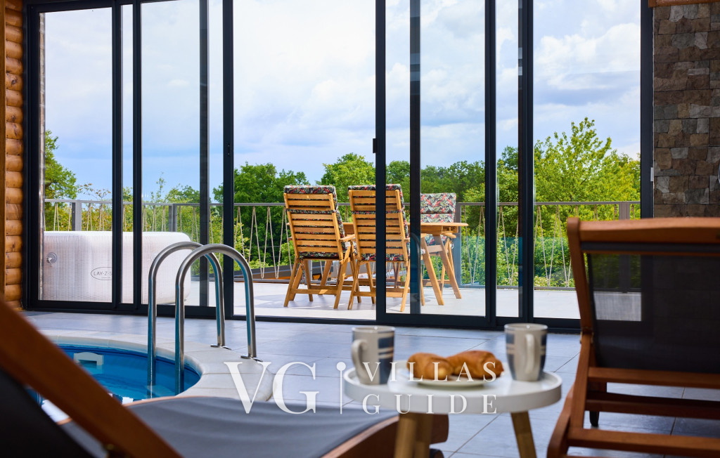 Holiday Home Zeleni Brijeg Piscina