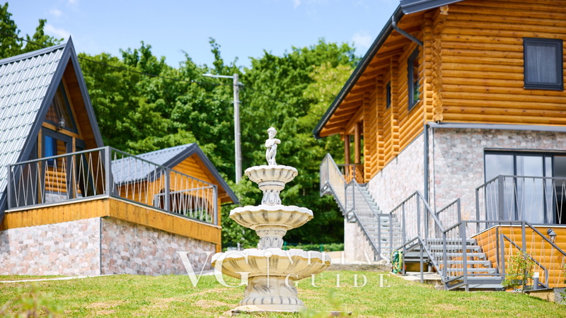 Holiday Home Zeleni Brijeg Garden and property exterior