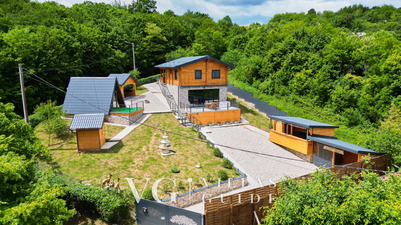 Holiday Home Zeleni Brijeg Garden and property exterior