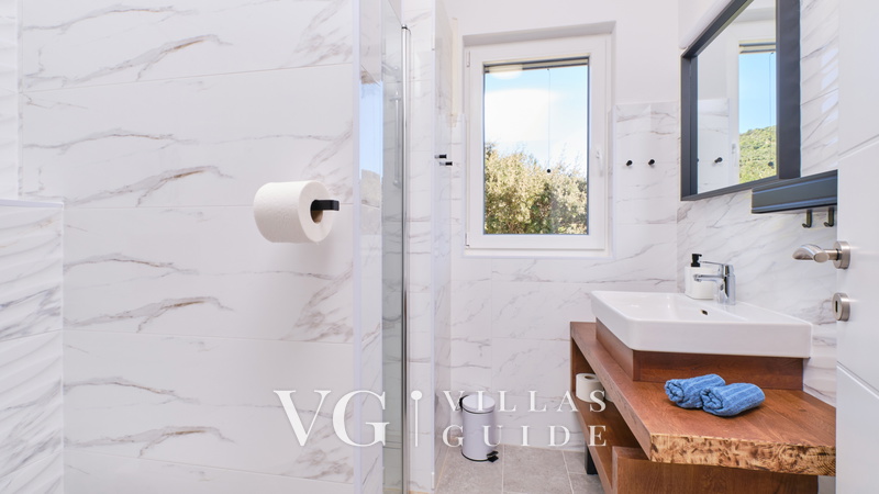 Villa Miholašćica 1 - Island Cres Bathroom